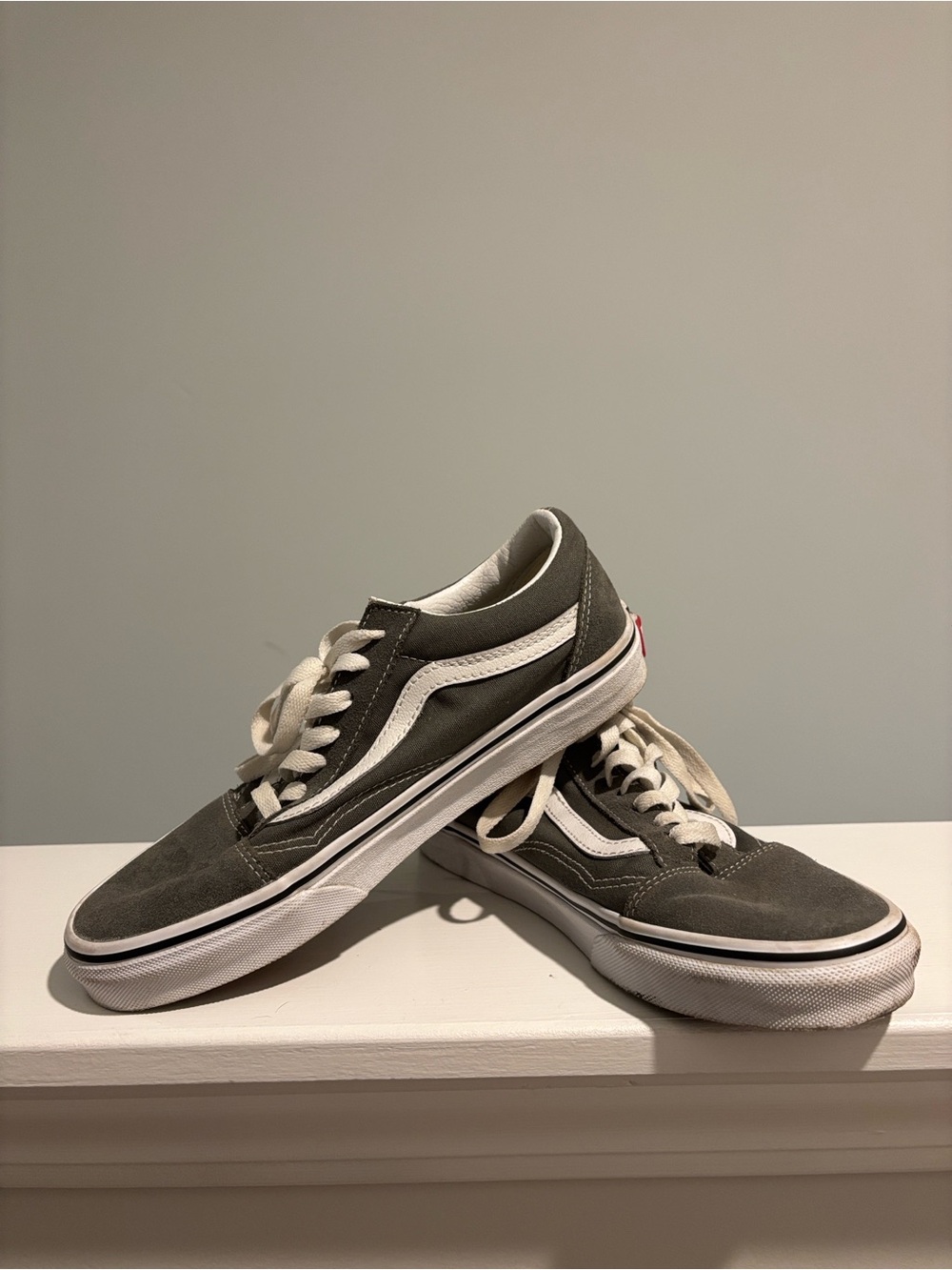 Vans Old Skool Low Top Sneakers in Gray and White - Picture 3 of 3